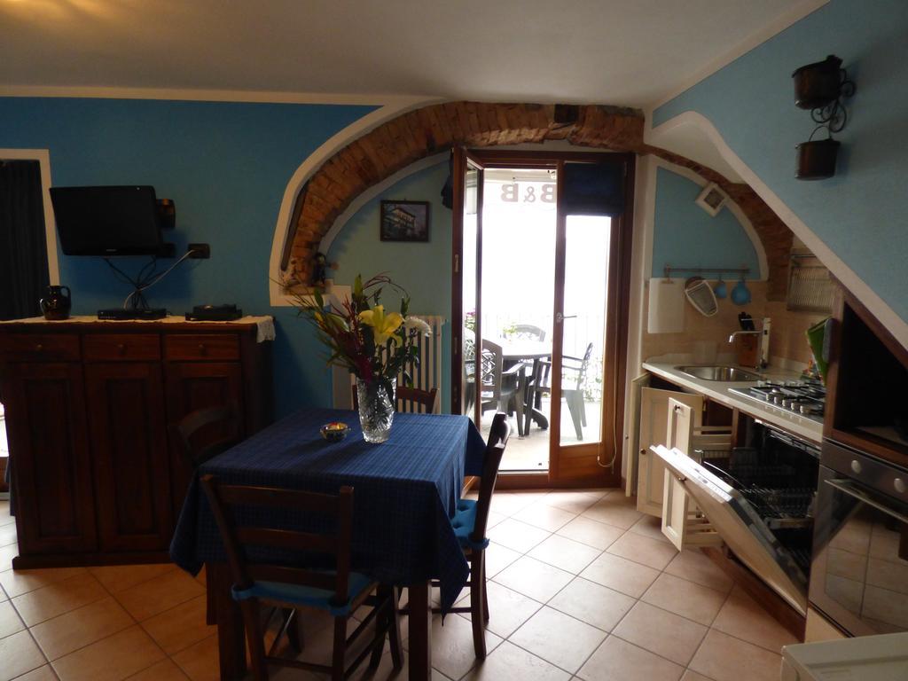 Casale Fe-Wo - Appartamenti Con Vista Lago Cannero Riviera Exterior photo