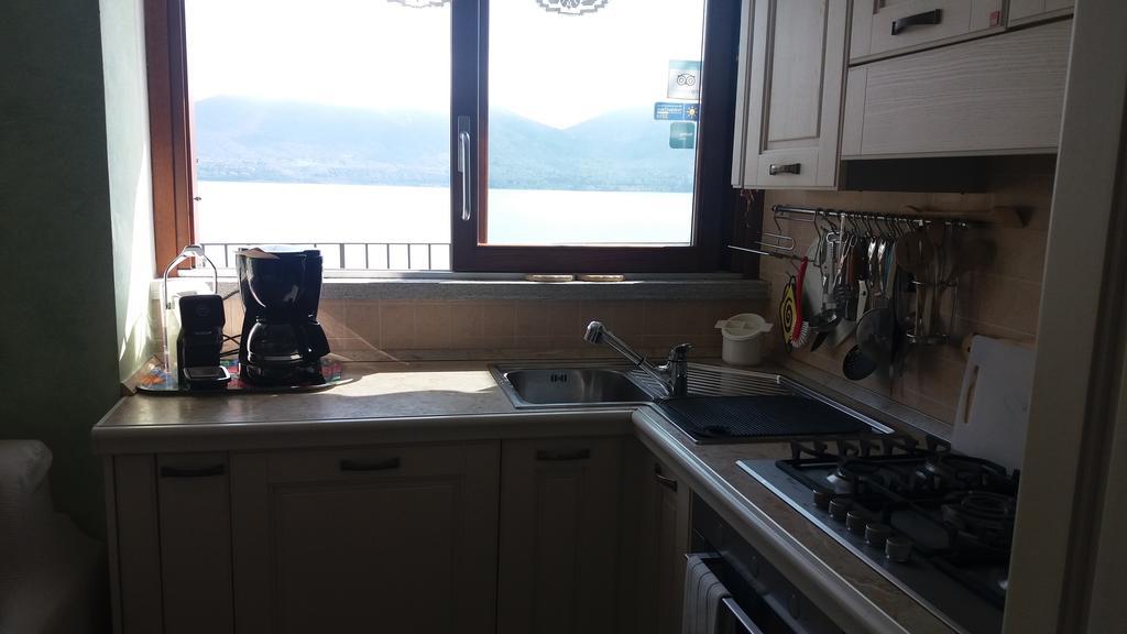 Casale Fe-Wo - Appartamenti Con Vista Lago Cannero Riviera Exterior photo