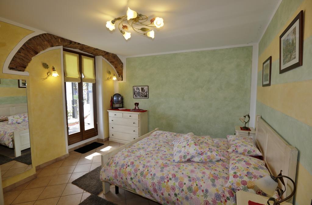 Casale Fe-Wo - Appartamenti Con Vista Lago Cannero Riviera Exterior photo
