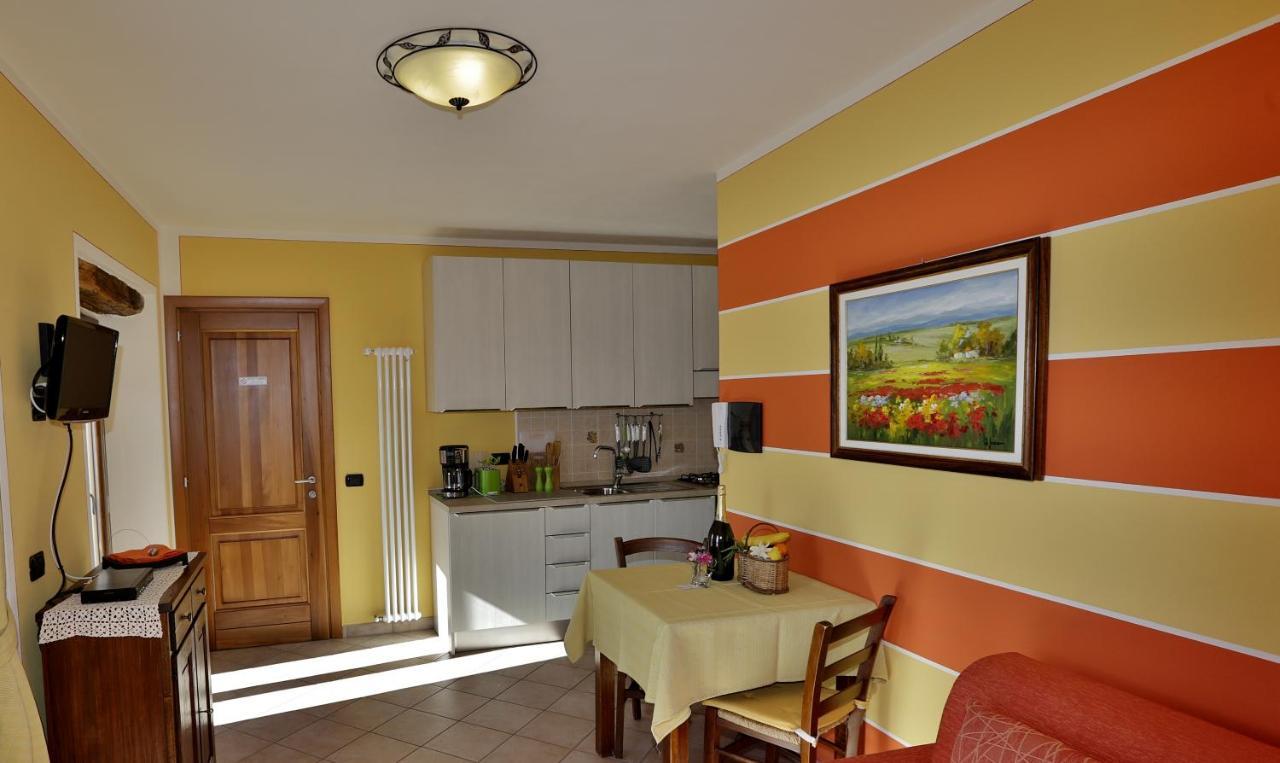 Casale Fe-Wo - Appartamenti Con Vista Lago Cannero Riviera Exterior photo
